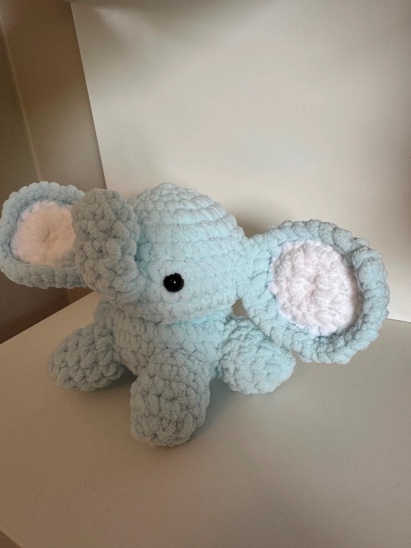 crochetbylux shop banner